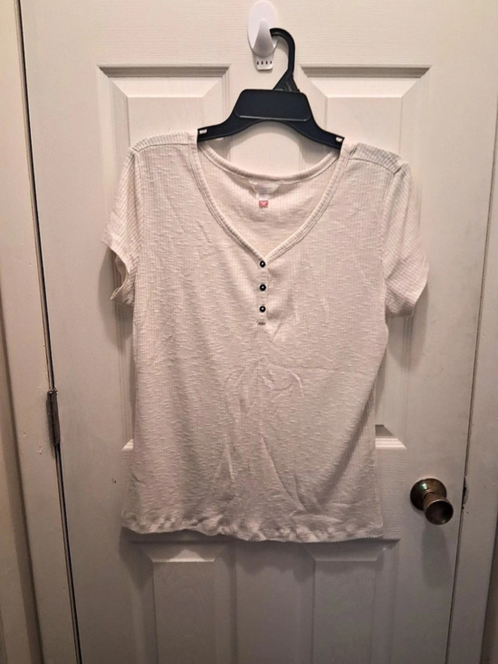No Boundaries Women's Textured Henley Tee White Size XXL/2XG (19)